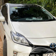 TOYOTA PRIUS 2012