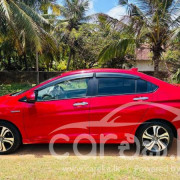 HONDA GRACE 2016