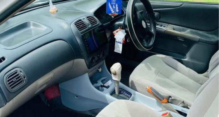 MAZDA FAMILIA 2002