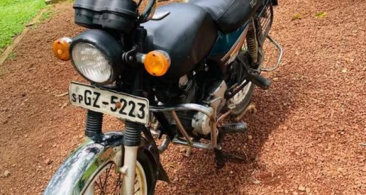 BAJAJ BOXER 2002