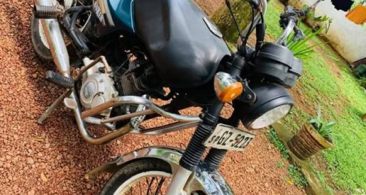 BAJAJ BOXER 2002
