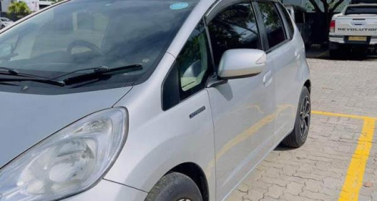 HONDA FIT GP1 2012