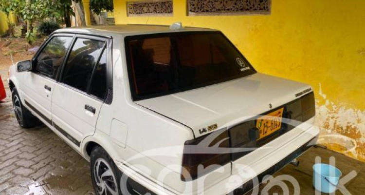 TOYOTA COROLLA 1985