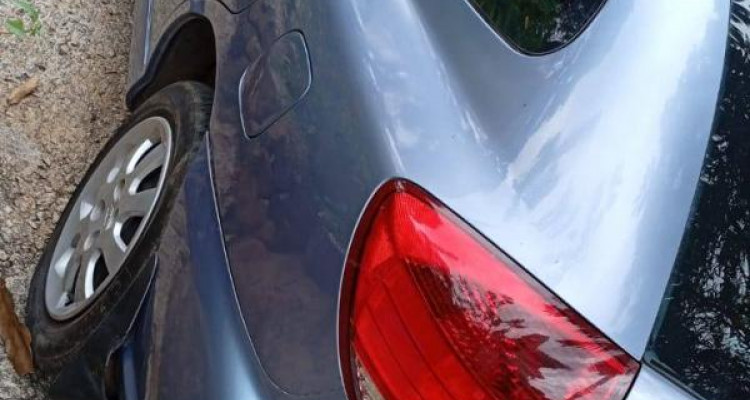 KIA RIO 2004