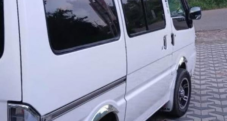 NISSAN VANETTE 2009