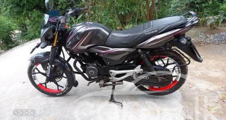 BAJAJ DISCOVER 125 2014