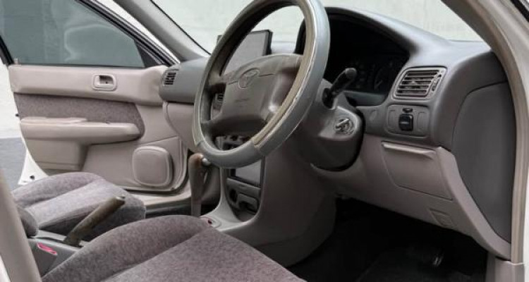TOYOTA COROLLA 110 1999