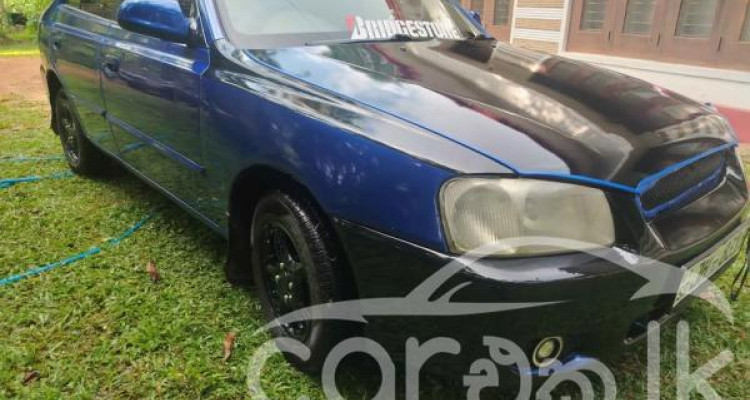 HYUNDAI ACCENT 2001