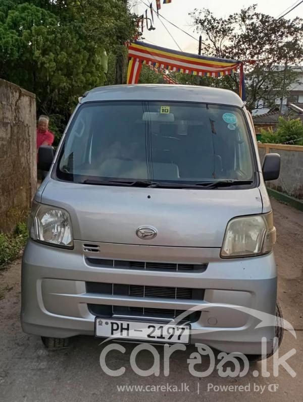 DAIHATSU HIJET 2011