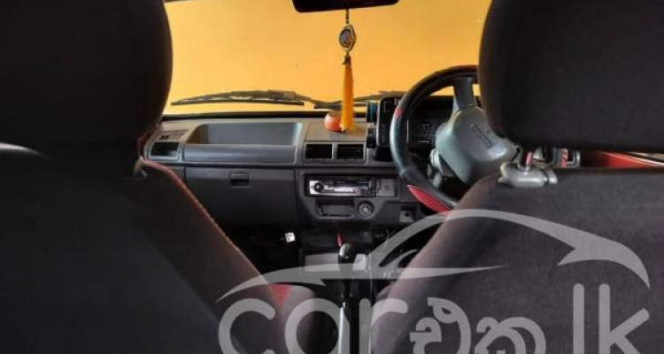 SUZUKI MARUTI 800 2005