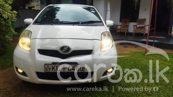 TOYOTA VITZ 2008