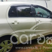 TOYOTA VITZ 2008