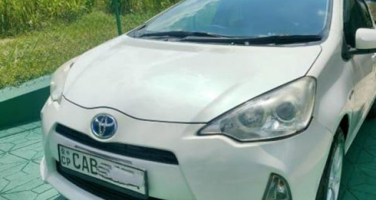 TOYOTA AQUA 2014