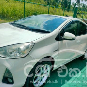 TOYOTA AQUA 2014