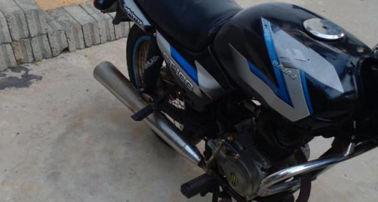 BAJAJ CT100 2006