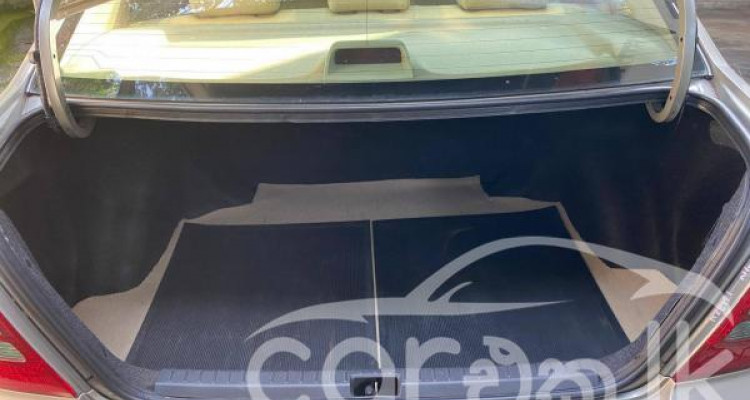 TOYOTA COROLLA 121 2002