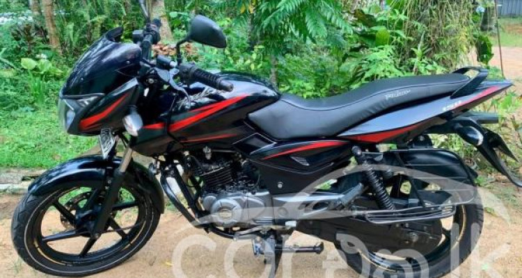 BAJAJ PULSAR 150 2018