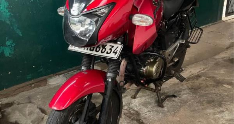 BAJAJ PULSAR 150 2013