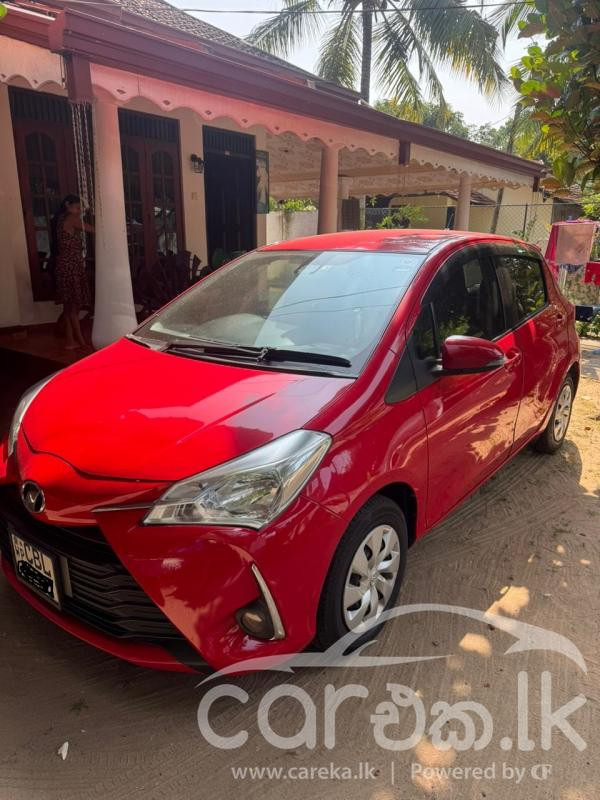 TOYOTA VITZ 2018