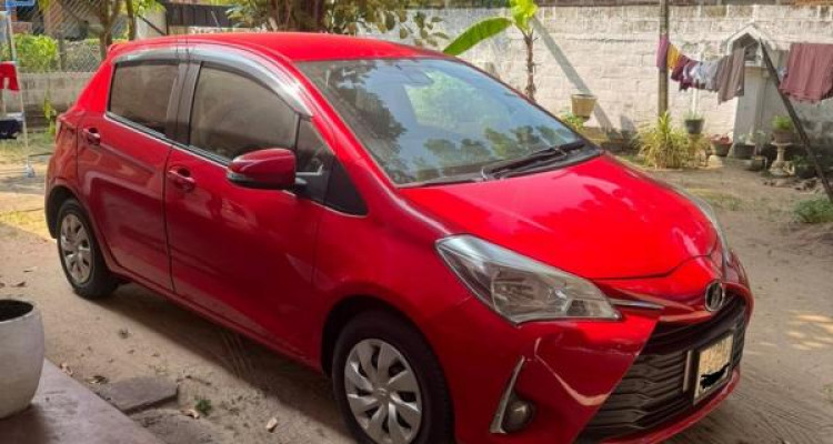 TOYOTA VITZ 2018