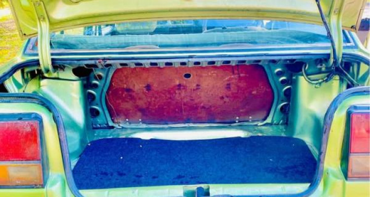 TOYOTA COROLLA AE81 1985