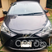 TOYOTA VITZ 2017