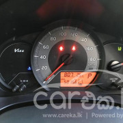 TOYOTA VITZ 2016