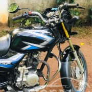 BAJAJ CT100 2010