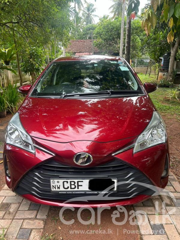 TOYOTA VITZ 2018
