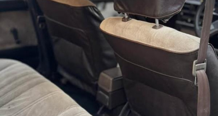 TOYOTA COROLLA AE81 1985