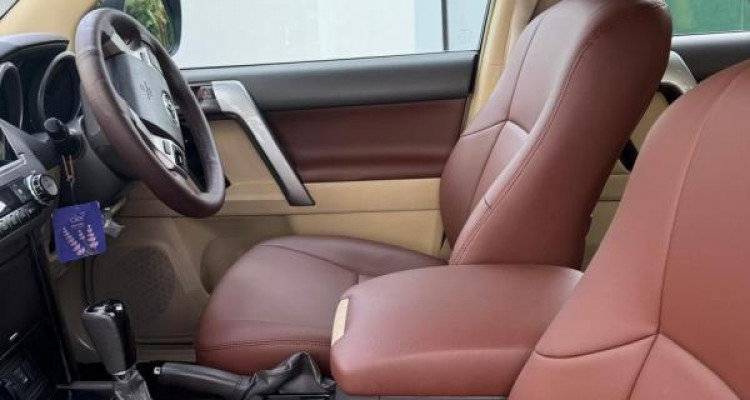 TOYOTA LAND CRUISER PRADO 150 2015