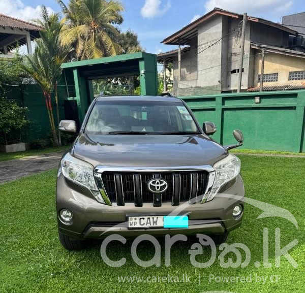 TOYOTA LAND CRUISER PRADO 150 2015