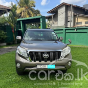 TOYOTA LAND CRUISER PRADO 150 2015