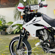 KAWASAKI D-TRACKER 2012