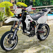 KAWASAKI D-TRACKER 2012