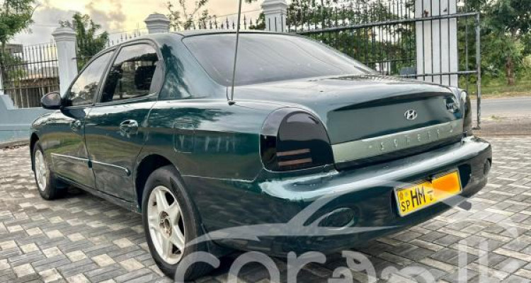 HYUNDAI SONATA 2000