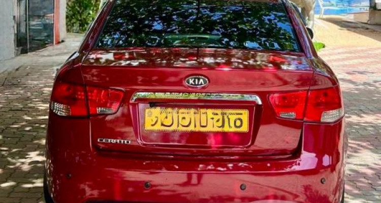KIA CERATO 2011