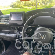 HONDA N-BOX 2023