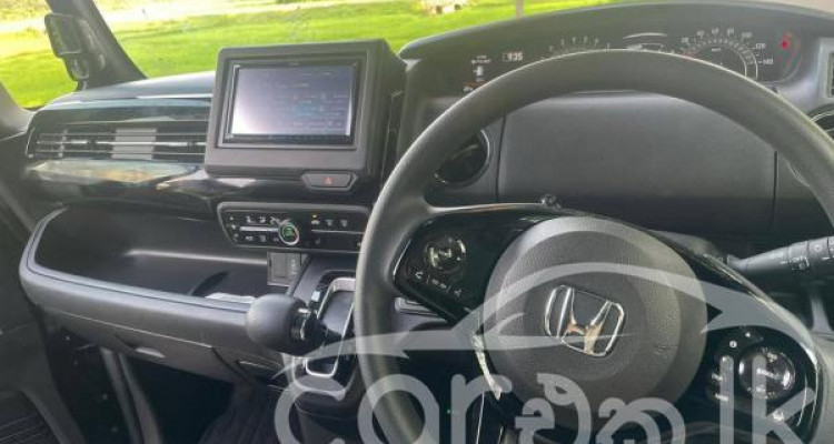 HONDA N-BOX 2023