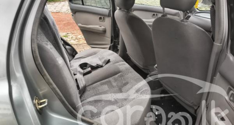 NISSAN MARCH K11 2000