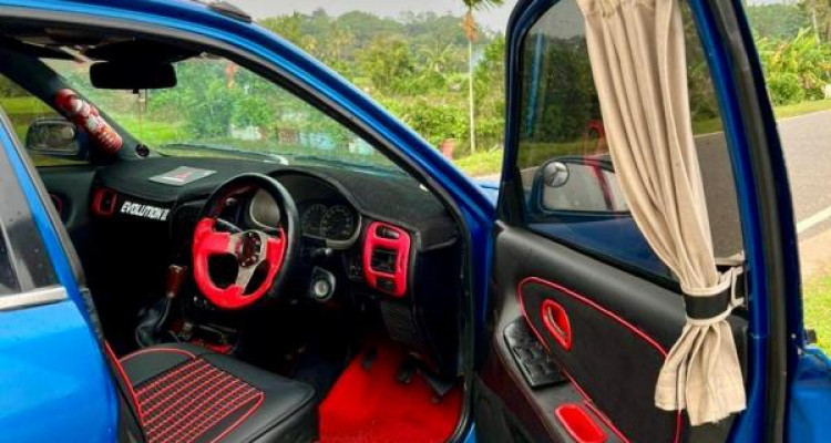 MITSUBISHI LANCER CB2 1992