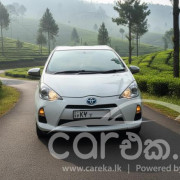 TOYOTA AQUA 2012