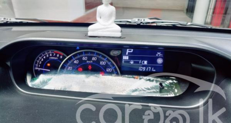 SUZUKI WAGON R FZ 2017