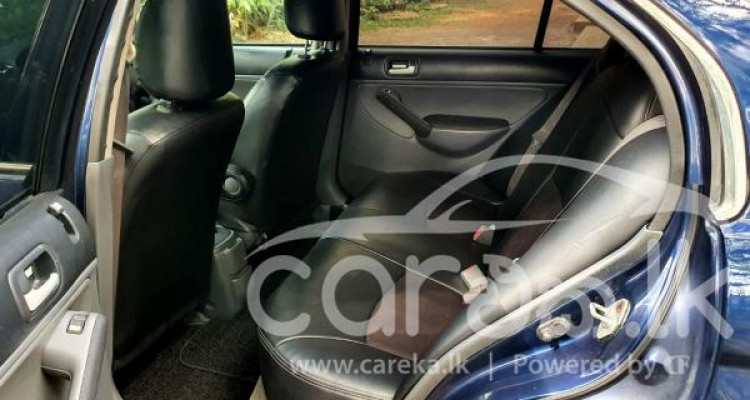 HONDA CIVIC ES8 2002