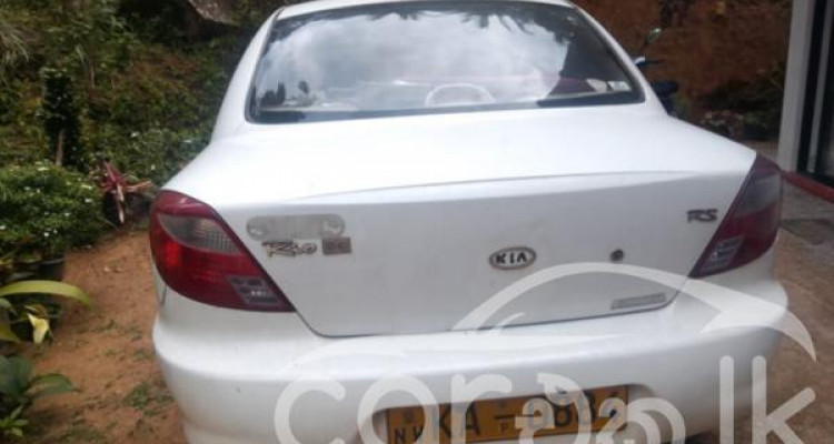 KIA RIO 2001