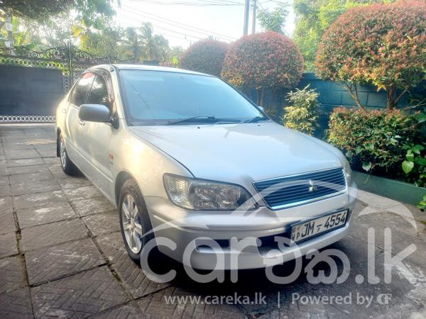 MITSUBISHI LANCER CS2 2001