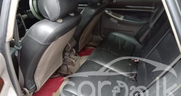 AUDI A4 2001