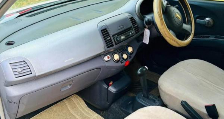 NISSAN MARCH K12 2002