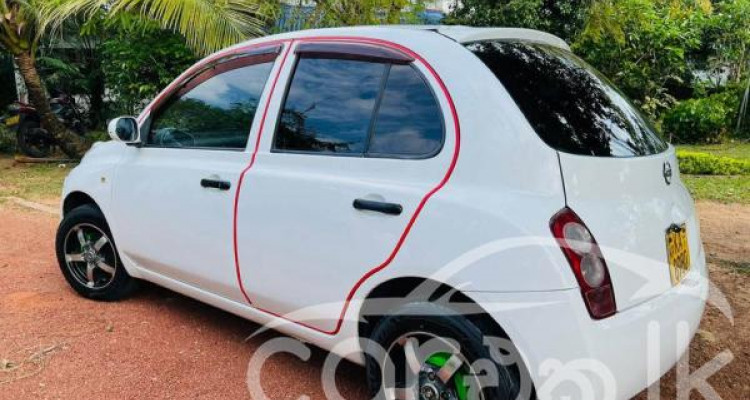 NISSAN MARCH K12 2002