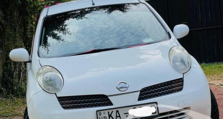 NISSAN MARCH K12 2002